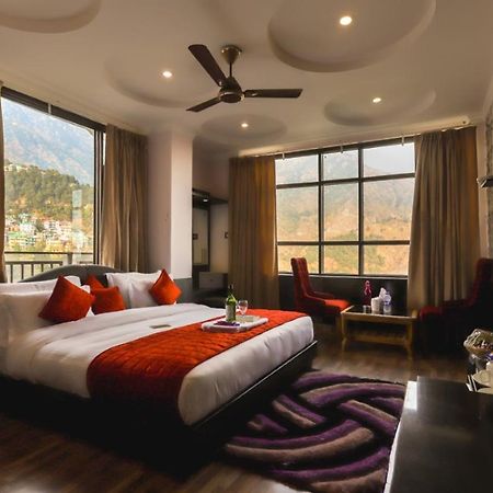 Hotel Holiday Hill, Near Mall Road, Mcleodganj# Parking#Restaurant Dharamshala Ngoại thất bức ảnh