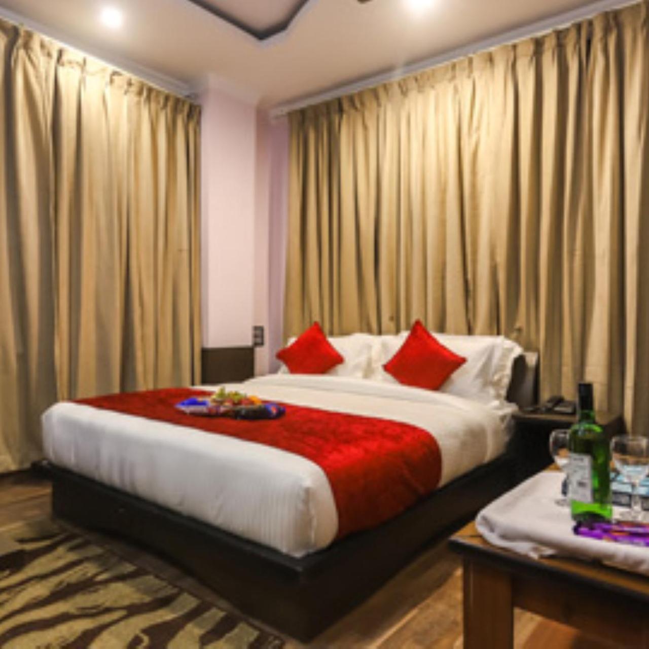 Hotel Holiday Hill, Near Mall Road, Mcleodganj# Parking#Restaurant Dharamshala Ngoại thất bức ảnh