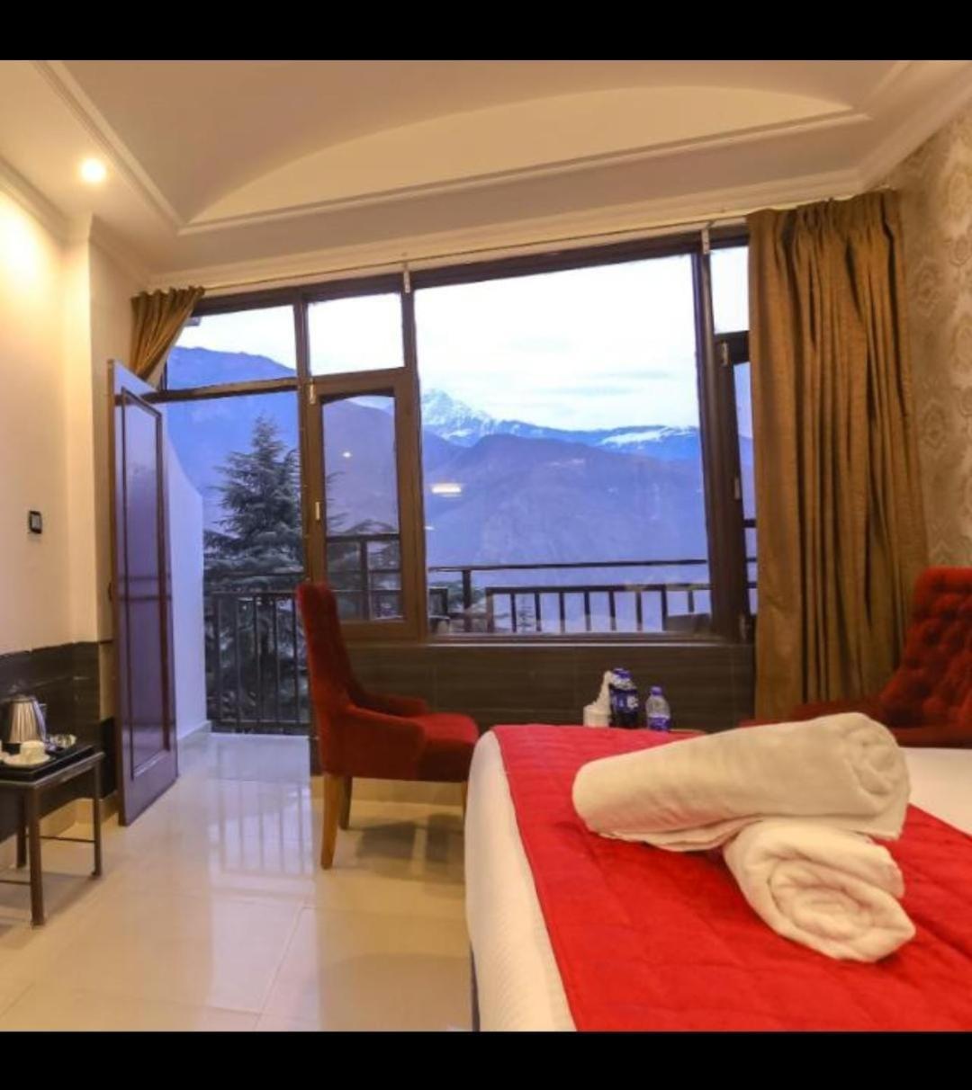 Hotel Holiday Hill, Near Mall Road, Mcleodganj# Parking#Restaurant Dharamshala Ngoại thất bức ảnh
