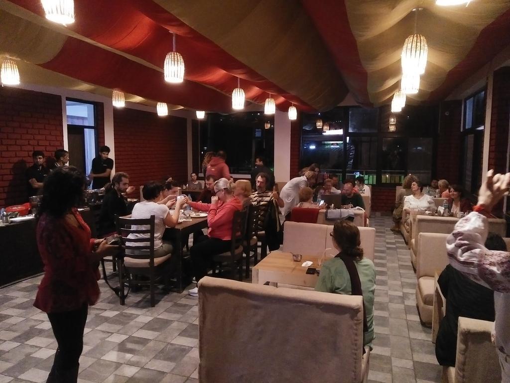 Hotel Holiday Hill, Near Mall Road, Mcleodganj# Parking#Restaurant Dharamshala Ngoại thất bức ảnh