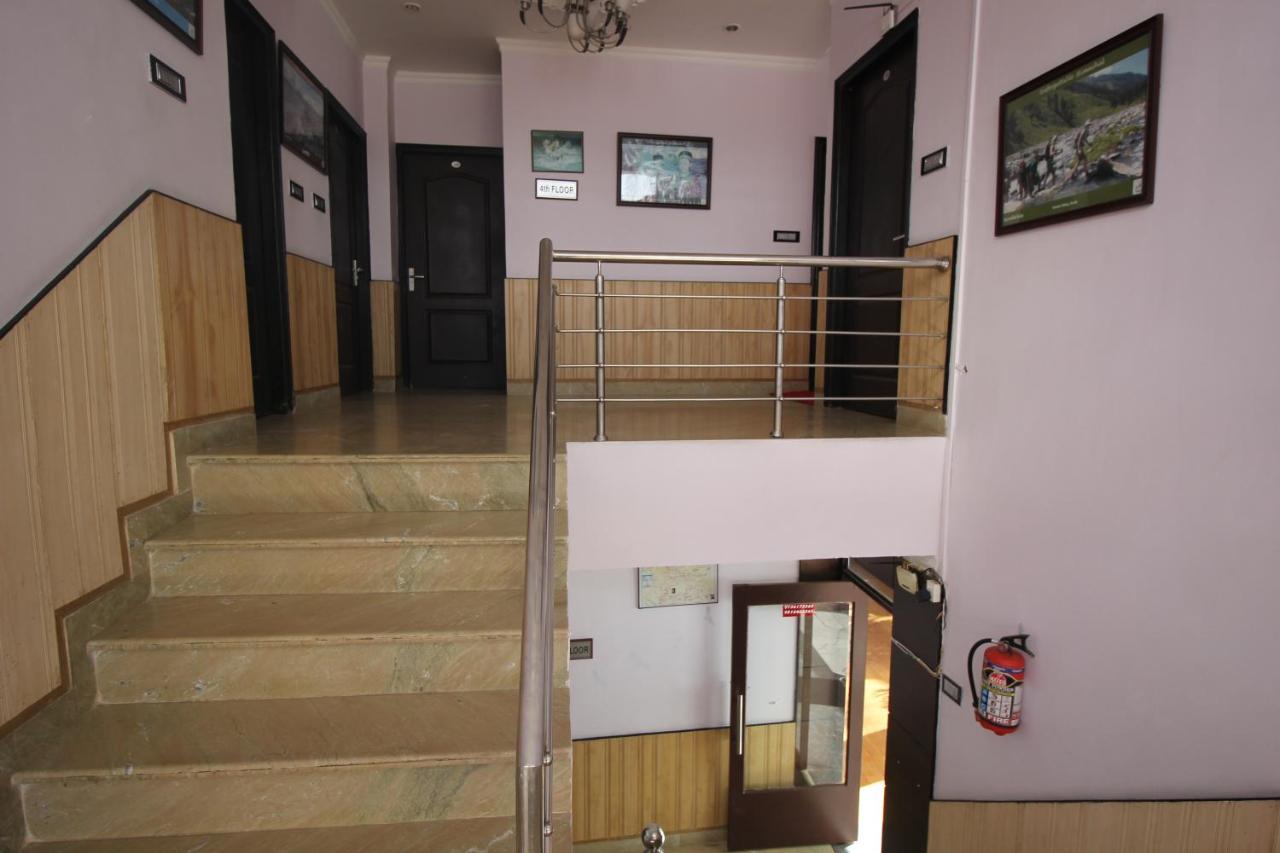 Hotel Holiday Hill, Near Mall Road, Mcleodganj# Parking#Restaurant Dharamshala Ngoại thất bức ảnh
