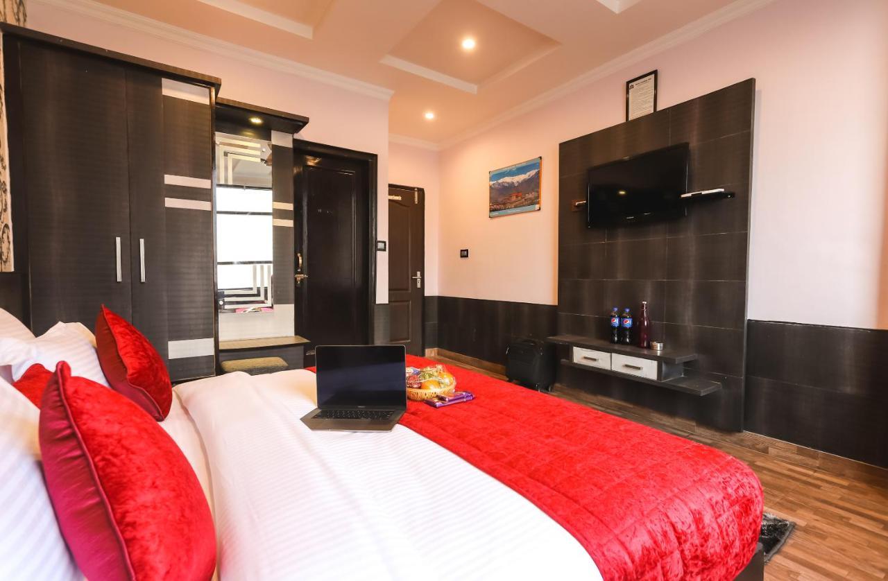 Hotel Holiday Hill, Near Mall Road, Mcleodganj# Parking#Restaurant Dharamshala Ngoại thất bức ảnh