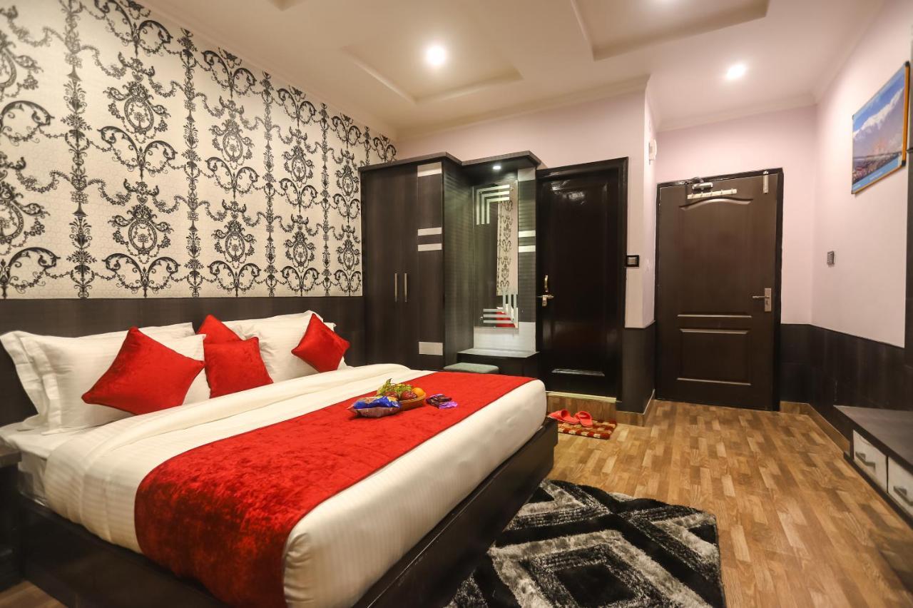 Hotel Holiday Hill, Near Mall Road, Mcleodganj# Parking#Restaurant Dharamshala Ngoại thất bức ảnh